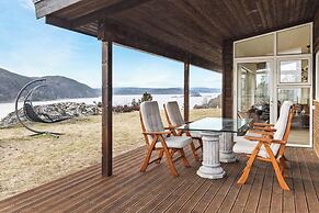 Modern Sleeps 14 w/ Panoramic Fjord-view, Petsok