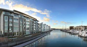 Marsden Viaduct Hotel