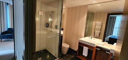 Marsden Viaduct Hotel