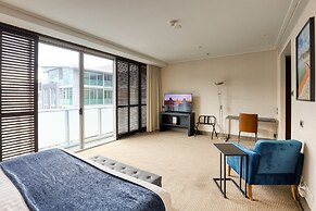 Marsden Viaduct Hotel