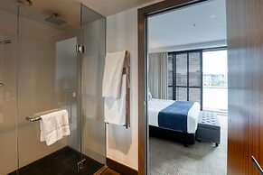 Marsden Viaduct Hotel