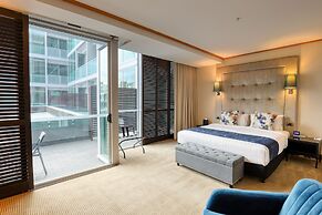 Marsden Viaduct Hotel