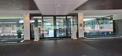 Marsden Viaduct Hotel