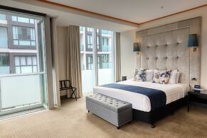 Marsden Viaduct Hotel