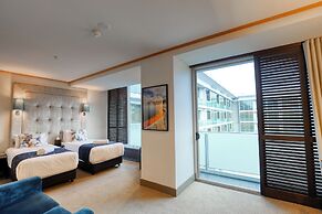 Marsden Viaduct Hotel