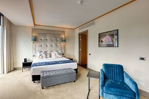 Marsden Viaduct Hotel