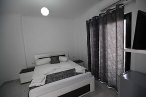 Irdi Aparthotel