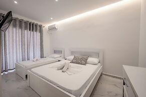 Irdi Aparthotel