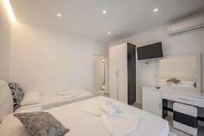 Irdi Aparthotel