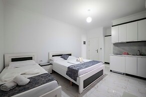 Irdi Aparthotel