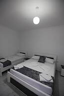 Irdi Aparthotel