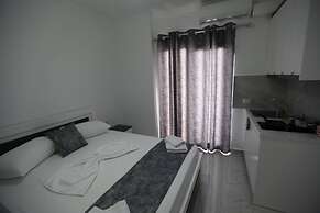 Irdi Aparthotel