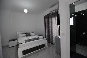 Irdi Aparthotel
