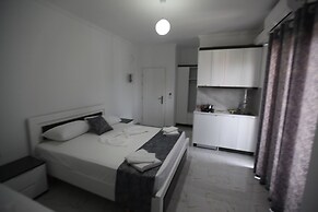 Irdi Aparthotel