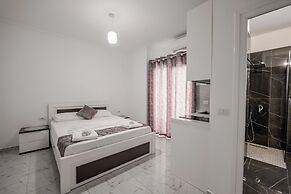 Irdi Aparthotel