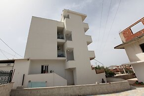 Irdi Aparthotel