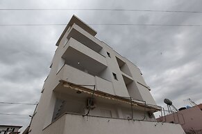 Irdi Aparthotel