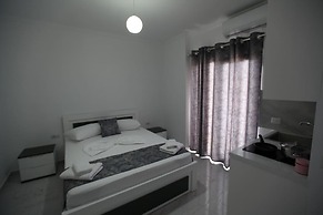 Irdi Aparthotel