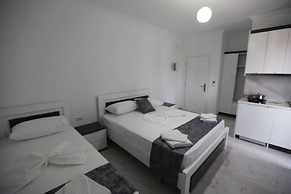 Irdi Aparthotel