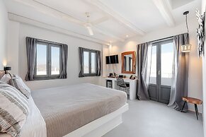 Paros Cape Suites