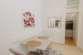 Apartments and Rooms Villa Rossella 2