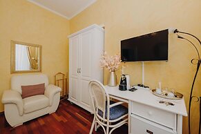 Apartments and Rooms Villa Rossella 2