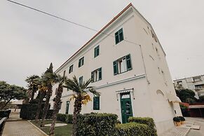 Apartments and Rooms Villa Rossella 2