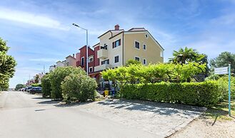 Apartments and Rooms Villa Rossella 2