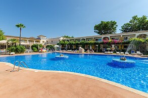 Mariner Club Apartments