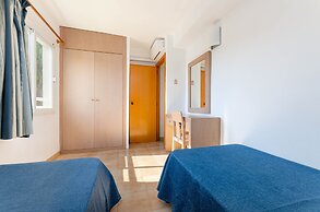 Mariner Club Apartments