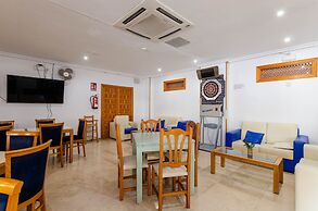 Mariner Club Apartments