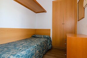 Mariner Club Apartments