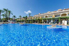 Mariner Club Apartments