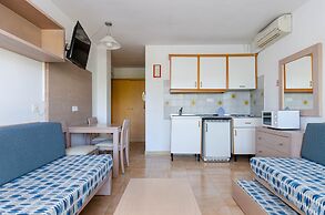 Mariner Club Apartments