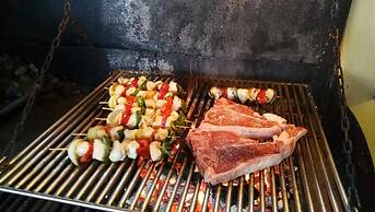 Mariner Club Apartments