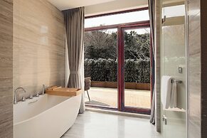 Crowne Plaza Zhoushan Seaview by IHG
