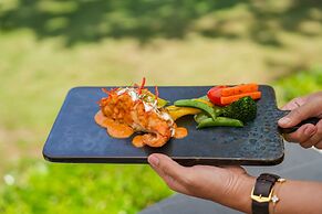 Royal Yao Yai Island Beach Resort -sha Extra Plus+