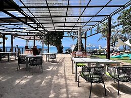 Royal Yao Yai Island Beach Resort -sha Extra Plus+