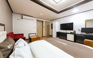 Gochang Hotel Moyangseong