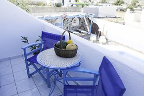 Stellas Guest House