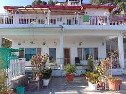 Goroomgo Colonel Cottage Lake View Nainital