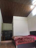 Goroomgo Colonel Cottage Lake View Nainital