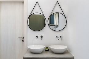 Amethyst Luxury Suites