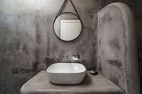 Amethyst Luxury Suites