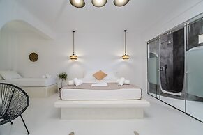 Amethyst Luxury Suites