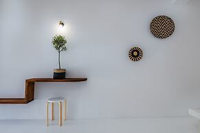 Amethyst Luxury Suites