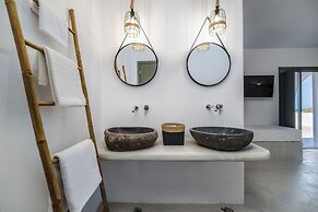 The Amethyst Exclusive Suites Oia