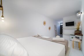 Amethyst Luxury Suites