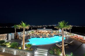 Amethyst Luxury Suites