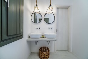 Amethyst Luxury Suites